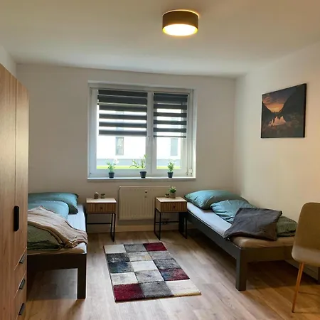 Moderne Naehe Goitzschesee アパート