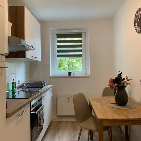 Moderne Naehe Goitzschesee アパート